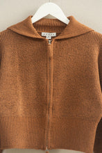 Load image into Gallery viewer, Front Zip Collared Sweaterc(2 Colors)