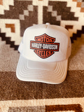 Load image into Gallery viewer, Vintage Harley Trucker Hat (More Colors)