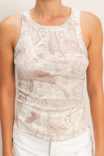 Load image into Gallery viewer, Camo Tank (2 Colors)