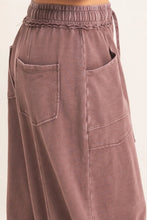 Load image into Gallery viewer, Mineral Washed Barrel Sweatpants (2 Colors)