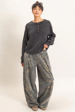 Load image into Gallery viewer, Camouflage Cargo Pant