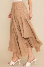 Load image into Gallery viewer, Raw-edge Skirt (3 Colors)
