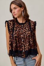 Load image into Gallery viewer, Leopard Pleated Blouse
