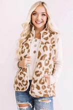 Load image into Gallery viewer, Leopard Sherpa Vest
