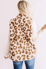 Load image into Gallery viewer, Leopard Sherpa Vest
