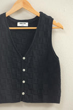 Load image into Gallery viewer, Checkered Vest (3 Colors)

