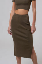 Load image into Gallery viewer, Sweater Knit Midi Skirt (Multiple Colors)
