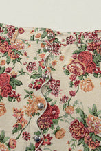 Load image into Gallery viewer, Scalloped Mini Skirt
