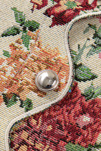 Load image into Gallery viewer, Scalloped Mini Skirt
