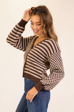 Load image into Gallery viewer, Dual Print Knit Cardigan (2 Colors)
