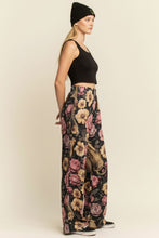 Load image into Gallery viewer, Floral Noir Cheetah Pants
