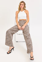 Load image into Gallery viewer, Leopard High Rise Wide Leg
