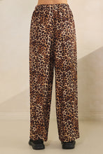 Load image into Gallery viewer, Hearts Full Wide Leg Pants
