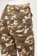 Load image into Gallery viewer, Military Camo Joggers
