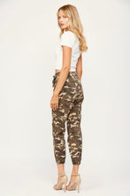 Load image into Gallery viewer, Military Camo Joggers
