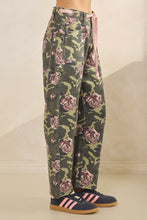 Load image into Gallery viewer, Floral Camo Barrel Jeans
