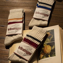 Load image into Gallery viewer, Vintage Style Socks
