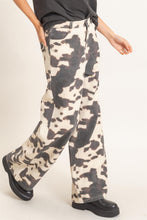 Load image into Gallery viewer, Cow Print Jeans
