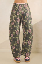 Load image into Gallery viewer, Floral Camo Barrel Jeans
