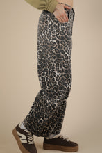 Load image into Gallery viewer, Leopard Barrel Pants
