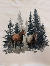 Load image into Gallery viewer, Vintage Horse Cropped Tee
