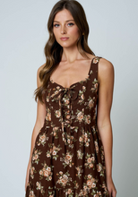 Load image into Gallery viewer, Floral Lace Up Corset (2 Colors)
