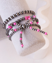 Load image into Gallery viewer, Navajo Pearl Bow Bracelet (2 Colors)
