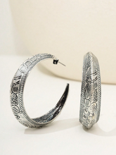 Load image into Gallery viewer, Boho Hoop Earrings (2 Colors)
