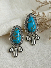 Load image into Gallery viewer, Tears Drop Earrings
