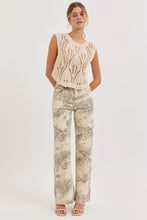 Load image into Gallery viewer, Leopard Wide Leg with Darts
