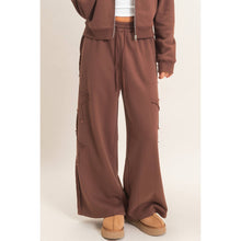 Load image into Gallery viewer, Star Patch Sweatpants (2 Colors)
