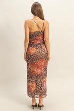 Load image into Gallery viewer, Slinky Leopard Midi Dress

