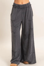 Load image into Gallery viewer, Star Patch Wide Leg Pants (2 Colors)
