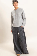 Load image into Gallery viewer, Star Patch Wide Leg Pants (2 Colors)
